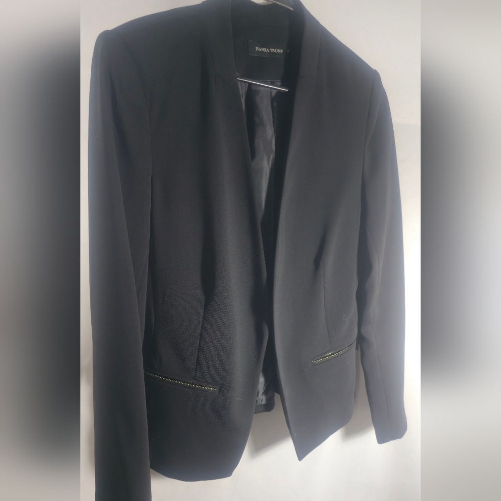 Black Women's Tailored Blazer with Zip Pockets